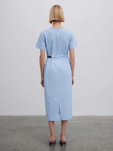 BGN Kleid in Hellblau
