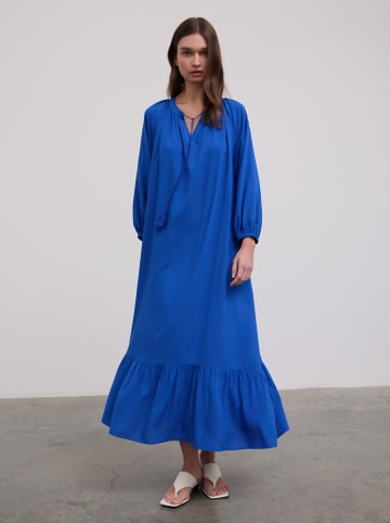 BGN Kleid in Blau