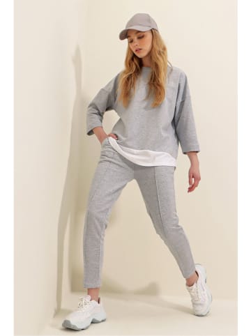 Trend Alacati 2-delige outfit grijs