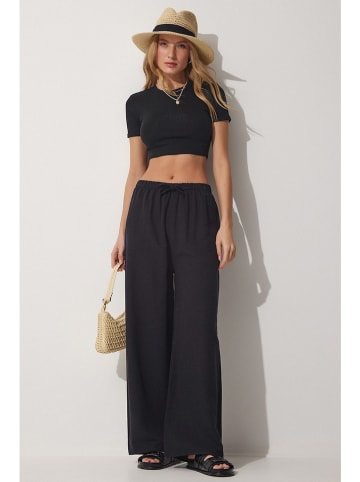 Happiness Istanbul Hose in Schwarz