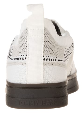 Tommy Hilfiger Sneakersy w kolorze kremowym