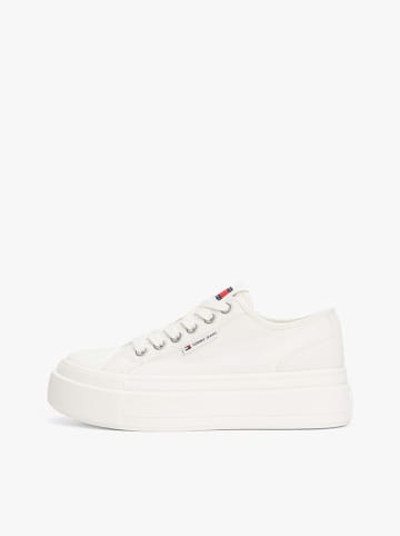 Tommy Hilfiger Shoes Sneakers in Creme