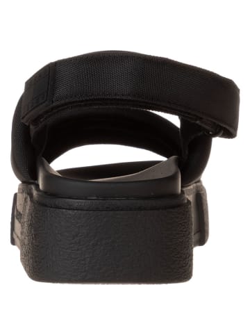 Tommy Hilfiger Sandały w kolorze czarnym
