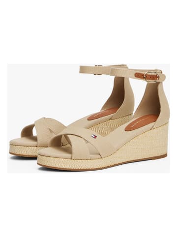 Tommy Hilfiger Keilsandaletten in Beige