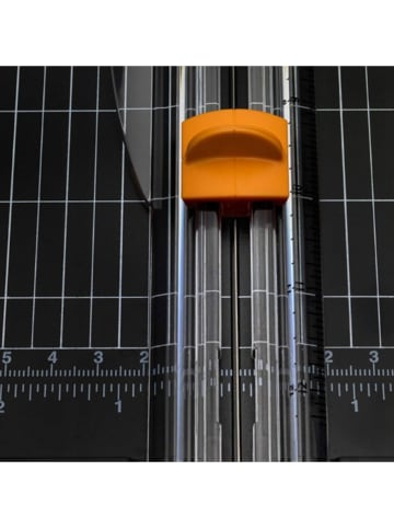 Fiskars Papiersnijmachine "SureCut" zwart - (L)22 cm