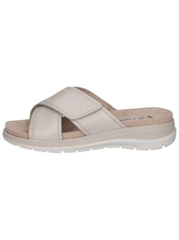 Caprice Leren sleehakslippers crème