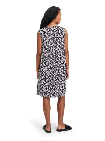 BETTY & CO Kleid in Weiß/ Schwarz