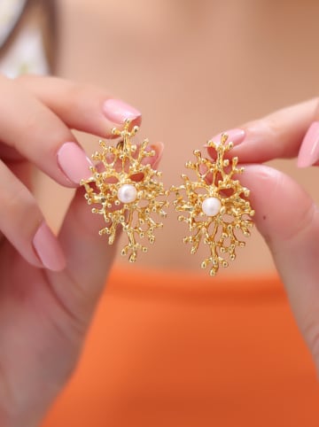 L'Atelier de Gaia Vergulde oorstekers met parels