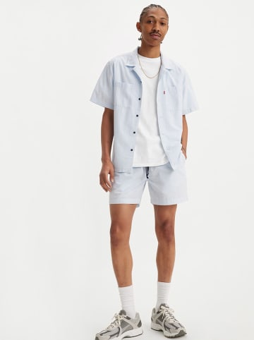 Levi's Szorty w kolorze błękitnym