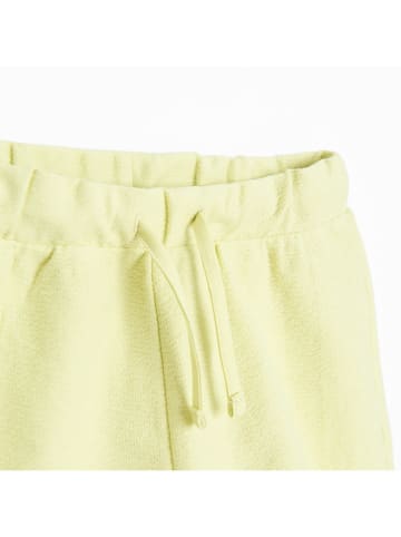 COOL CLUB Shorts in Gelb