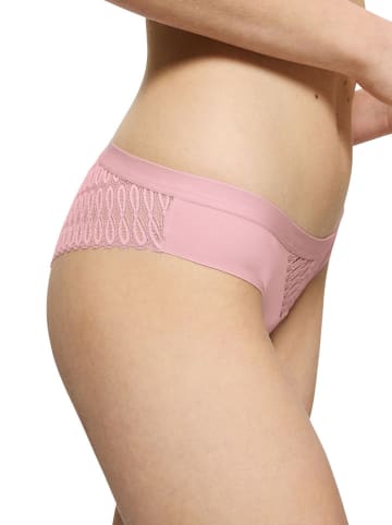 Triumph Figi w kolorze jasnoróżowym