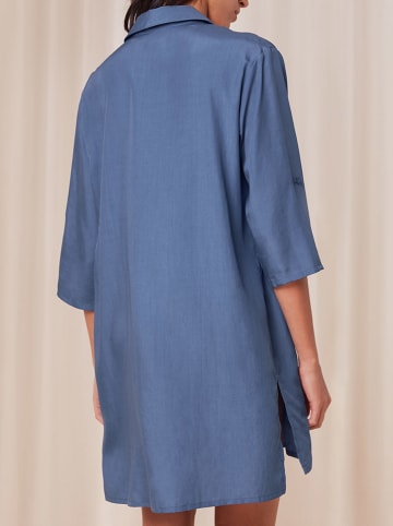 Triumph Kleid in Blau