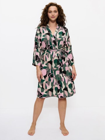 Triumph Kleid in Grün/ Rosa
