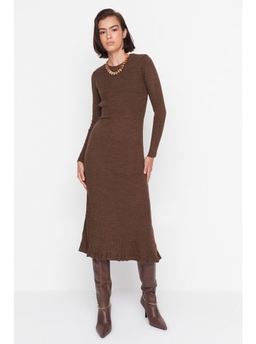 trendyol Strickkleid in Braun