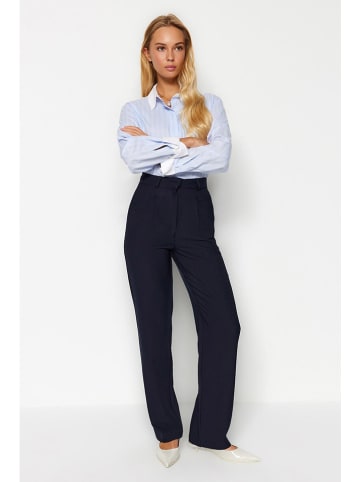 trendyol Hose in Dunkelblau