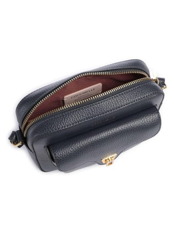 COCCINELLE Leder-Umhängetasche in Dunkelblau - (L)15 x (B)21 x (H)7 cm