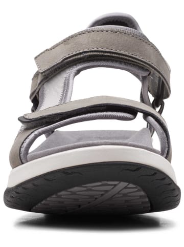 Clarks Sandalen "Wave2.0 Skip." in Grau