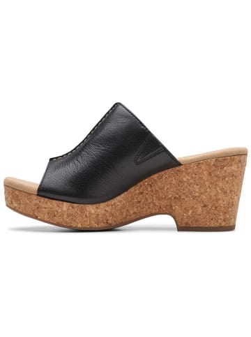 Clarks Skórzane klapki "Giselle Orchid" w kolorze czarnym
