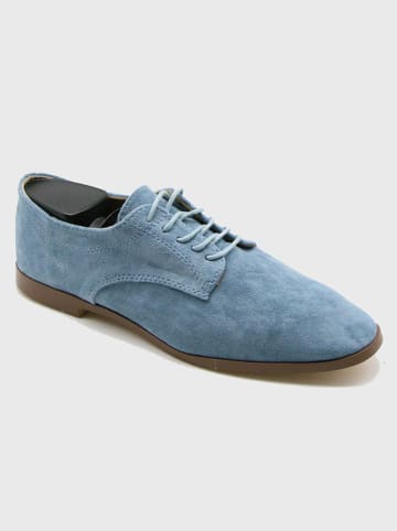 Bellucci Schnürschuhe in Hellblau
