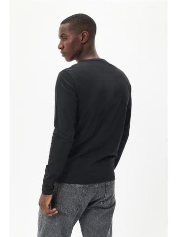 Matinique Longsleeve in Schwarz