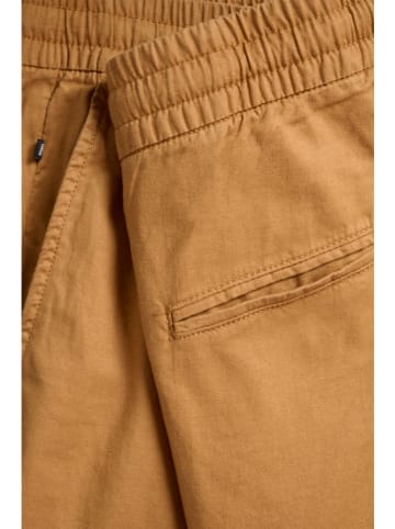 Matinique Chino in Hellbraun