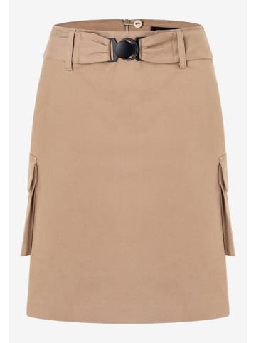 More & More Rock in Beige