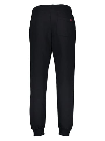 New Balance Spodnie dresowe w kolorze czarnym