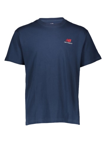 New Balance Shirt "Uni-ssentials" in Dunkelblau