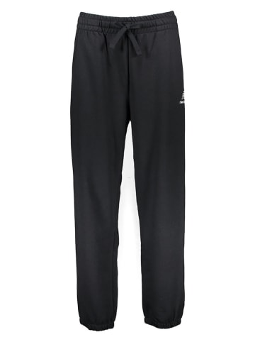 New Balance Sweatbroek "Essentials Stacked" zwart