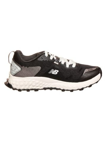 New Balance Trailrunningschuhe "Trail Fresh Foam X Hierro v7" in Schwarz