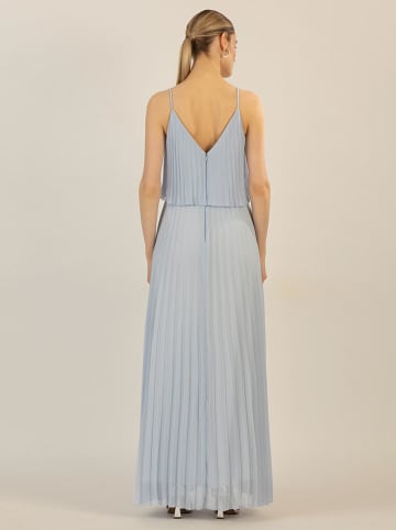 APART Plisseekleid in Hellgrau