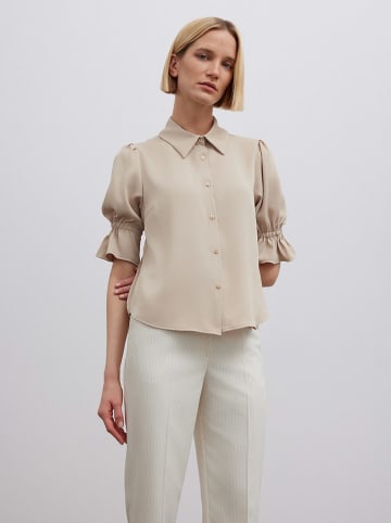 BGN Blouse zandkleurig