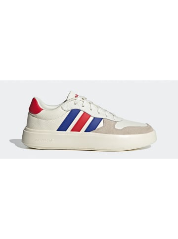 adidas Sneakers in Creme