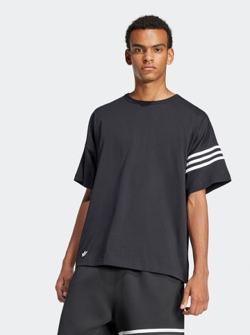adidas Shirt in Schwarz