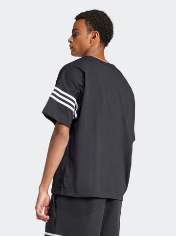 adidas Shirt in Schwarz