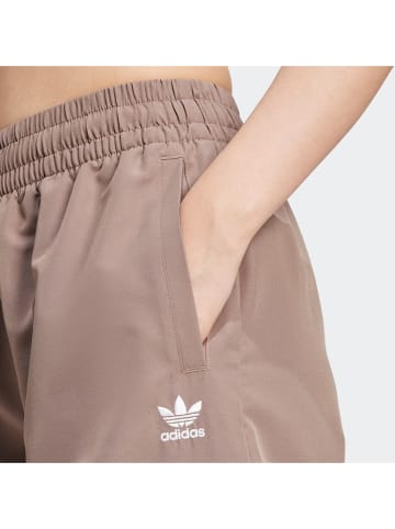 adidas Sweathose in Hellbraun