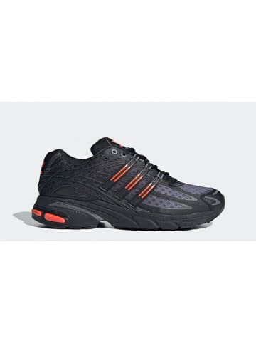 adidas Sneakers in Schwarz
