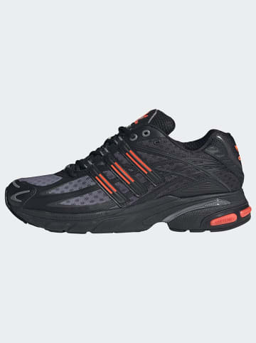 adidas Sneakers in Schwarz