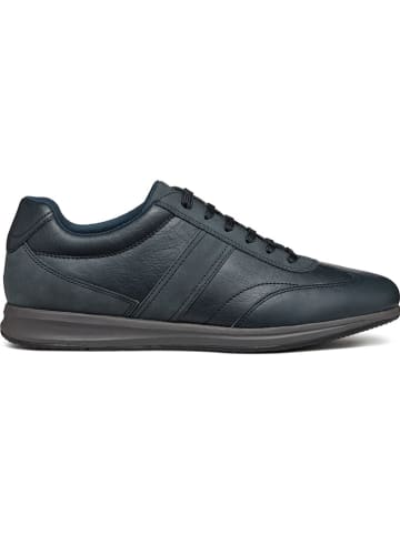 Geox Sneakersy "Avery" w kolorze granatowym