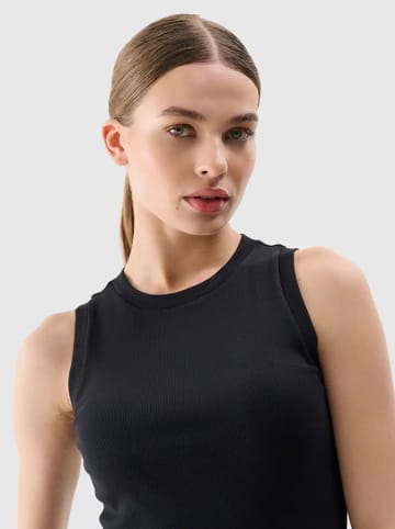 4F Top in Schwarz