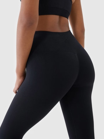 4F Funktionsleggings in Schwarz