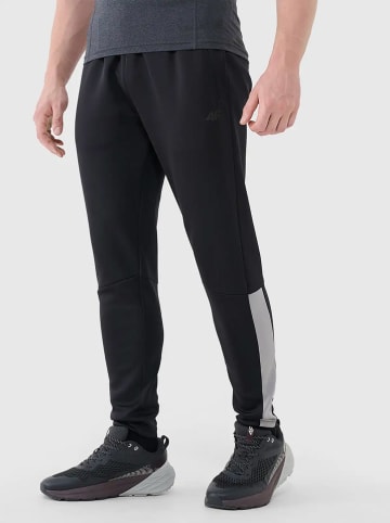 4F Trainingsbroek zwart