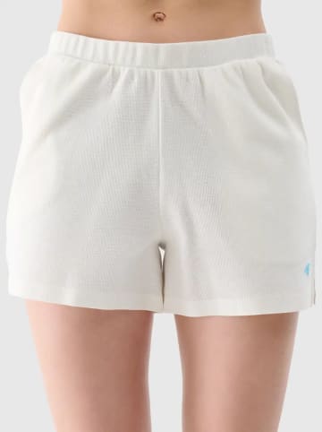4F Short crème