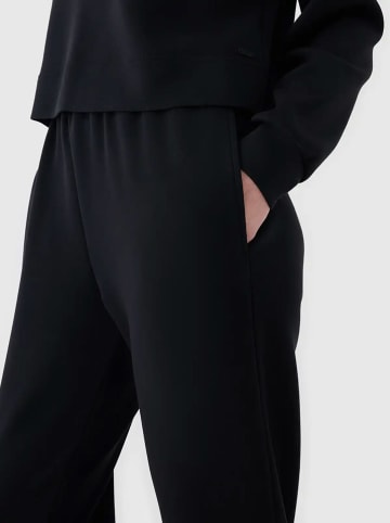 4F Sweathose in Schwarz