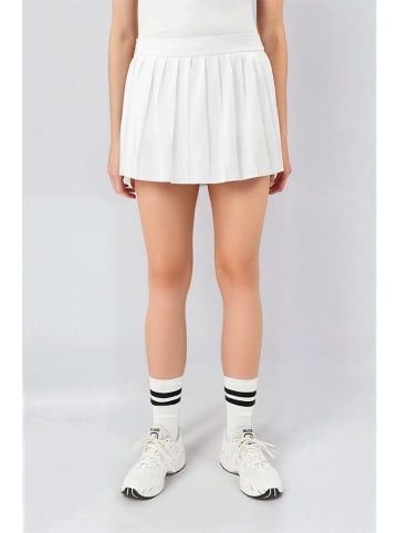 Weekday Shorts in Weiß