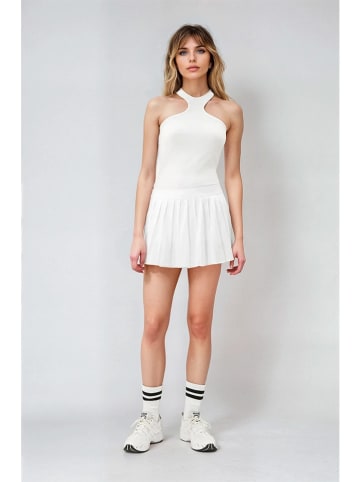 Weekday Short wit