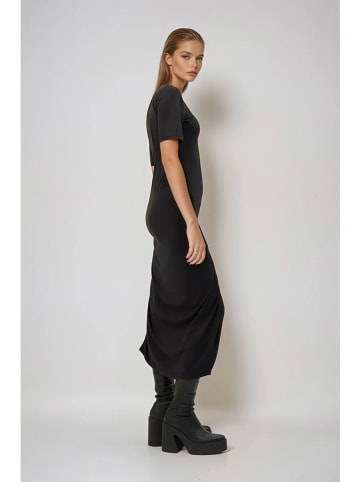 Weekday Kleid in Schwarz