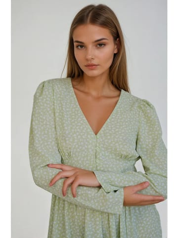 Monki Kleid in Grün