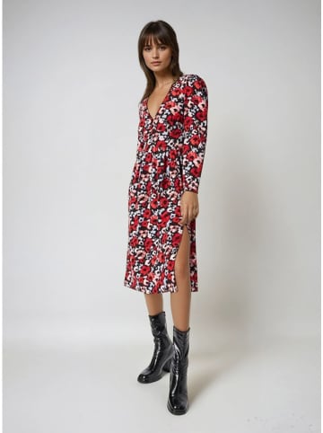 Monki Kleid in Rot/ Schwarz
