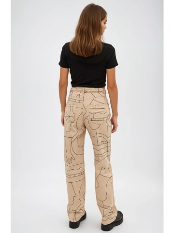 Monki Hose in Beige
